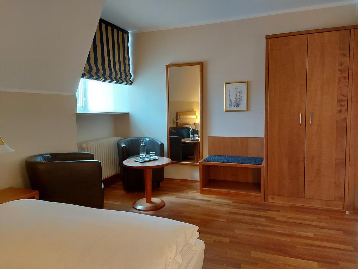 Hotel Kaiserhof Am Dom Regensburg Kültér fotó