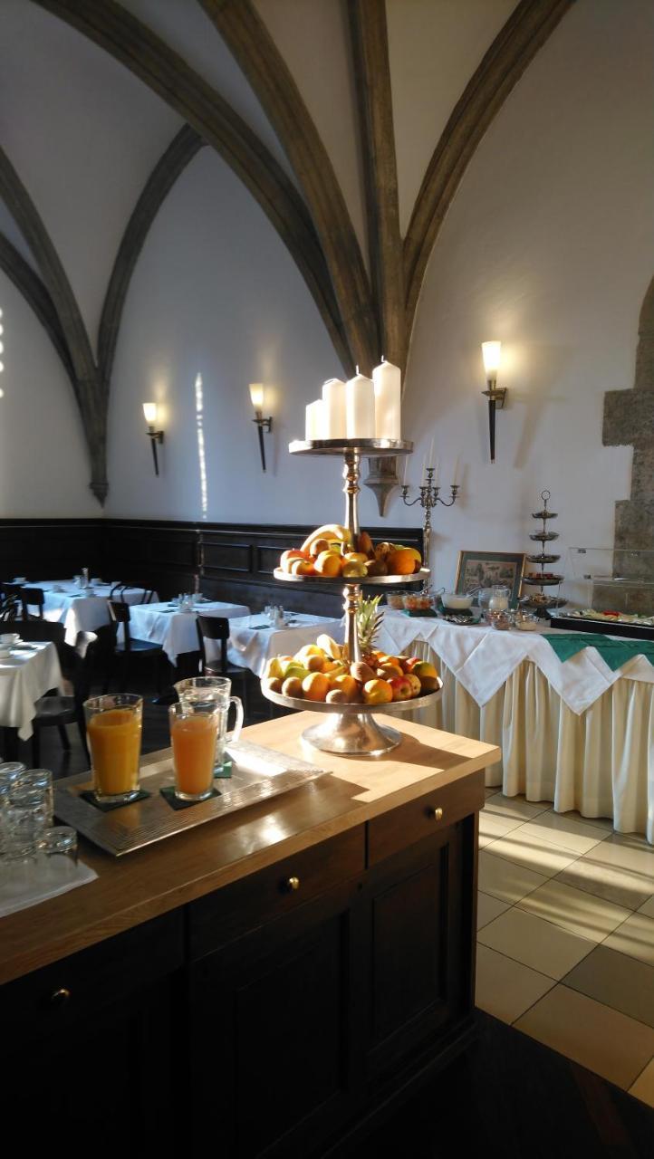 Hotel Kaiserhof Am Dom Regensburg Kültér fotó